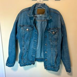 American Eagle Outfitters Women’s Oversized Jean Jacket / Size S / Distressed